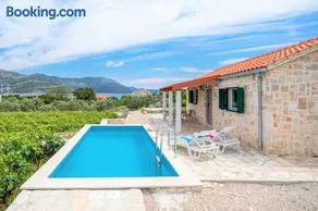 Vineyard House & Olive Grove House - Image 2