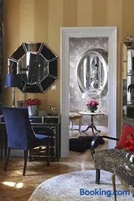 Boudoir Budapest Apartment - Image 2