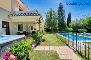 1106 Marbella Large Family Villa - Image 3