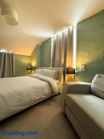 Flat in the centre of Deal Town - Image 2