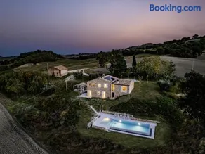 Villa Zenit 8 By Marche Holiday Villas - Image 2