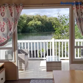 Tattershall Lakes Caravan - Image 1