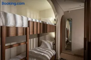 The Echo Of The Sea - Beachfront Luxury Villa - Image 5