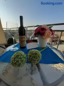 Krisztina Apartman Duna Garden - Image 3