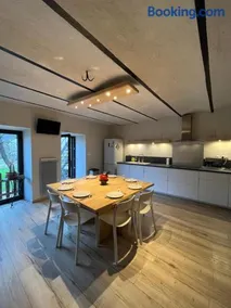 Spacious town house in the center of le Bourg d'Oisans - Image 2