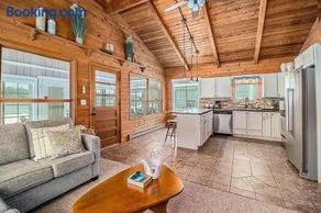 Stony Lake Hideaway - Image 3