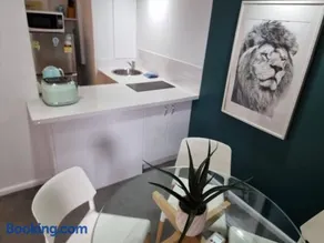 Accommodation Sydney City Centre - 1 Bedroom Apartment with Balcony - Image 3