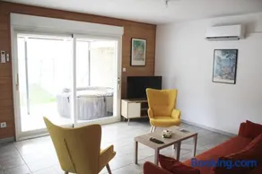 Maison avec jacuzzi et vue sur les penitents - Image 3