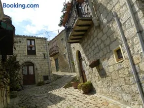 Borgo i Stritti - Image 1