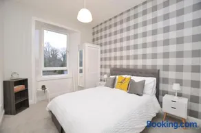 The Warren Apartment - Image 3
