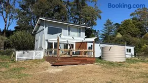 MaddOx Farm Cottage - Farm Stay - Image 2