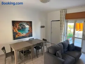 DE ROSA'S home 4 - Image 1