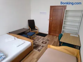 PIANO STUDIO Guesthouse - Image 3