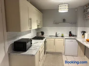 Cosy Aeroport guest house - Image 3