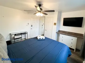 Sunny Queen bedroom feel like home!! - Image 5