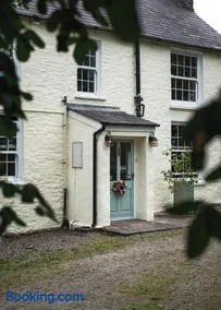 The Green Door Vegan B&B - Image 2