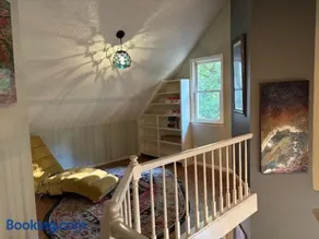 Quiet and secluded home close to TIEC - Image 2