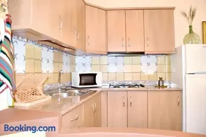 Charming house with mountain view in Siles + Garden - Image 5