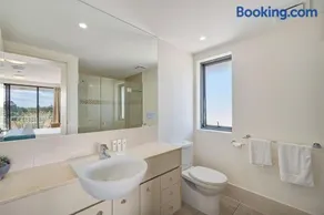 The Palm Studio -OVR Caloundra - Image 3