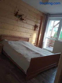 Willa Julia-pokoje w centrum, ogród, sauna, grill - Image 4