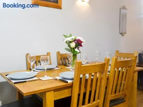 Fisherman's Cottage - Image 3