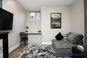Capital Apartments - Image 1