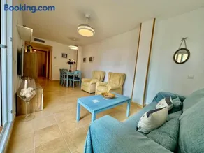 Apartamento con vistas al mar en urbanización de lujo Almerimar - Image 3