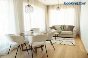 Jaanson Residences with Free Sauna & Free Parking - Image 1