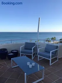 MIRADOR BERMUDA BEACH Sea Views - Image 5
