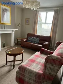 Clifton House - Image 1