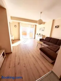 Holiday house with swimming pool Iva - Image 5