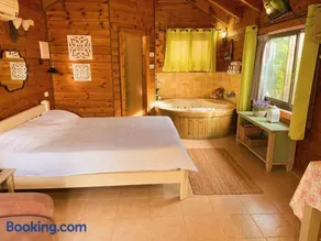 Julie's Cabins - Image 5
