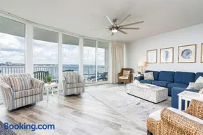 Caribe 305C by Youngs Suncoast - Image 3
