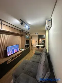 Apartamento moderno no centro Garagem Wi-Fi rápido Ar-condicionado Alto padrão - Image 1