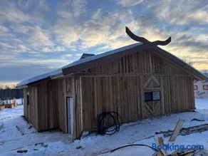 Einvala Luxury Viking Retreat - Image 3