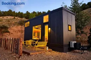 Bougie TinyHome w View & Hot Tub near Hot Springs - Image 2