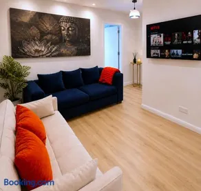 Fully Equipped Home, by train, 4 sleeps - Image 3