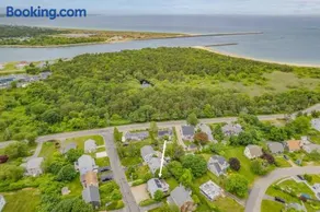 Charming Town Neck Home for Cape Relaxation - Image 1