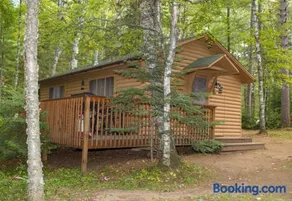 Quintessential Northwoods - Traditional Cabin - Parking - Fast Wi-Fi CB03 - Image 1