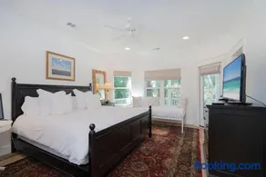 Casa Bella - Luxury Experience - Amenities Galore - Image 3