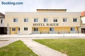 Hotel Bauer - Image 1