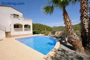 Villa Treehouse by Alvent Holidays - Image 3