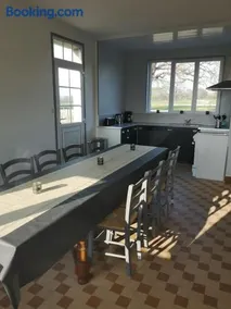 Gîte spacieux et chaleureux - Image 1