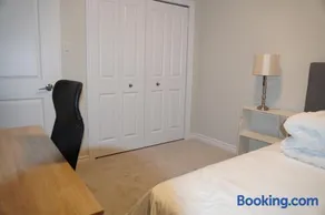 Fully Furnished Room in Serene Environment - Image 1