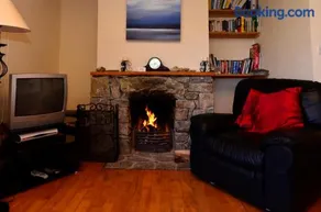Cottage 101 - Moyard - Image 2