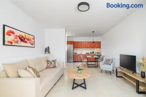 K&D Central Suite - Image 2