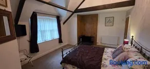Island House - Image 5