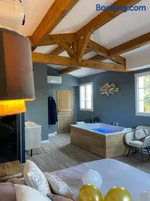 Mas Hinaiti - Suite romantique avec Spa et écran géant de cinéma - Image 2
