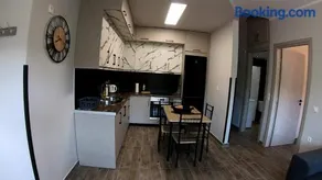 Arianas apartment - Image 4