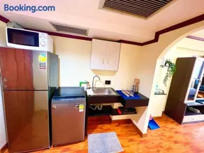 SelfCheckIn Omni Tower Sukhumvit4 NaNa Asoke BTS MRT Hispeed WiFi Pool&Gym - Image 3